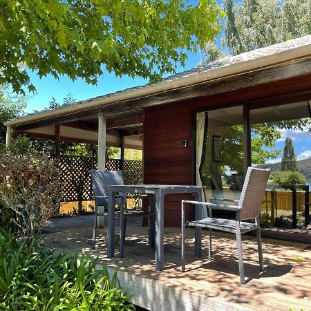 טוראנגי Motuoapa Bay Chalets מראה חיצוני תמונה