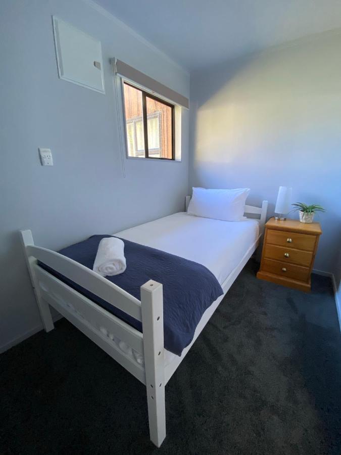 טוראנגי Motuoapa Bay Chalets מראה חיצוני תמונה