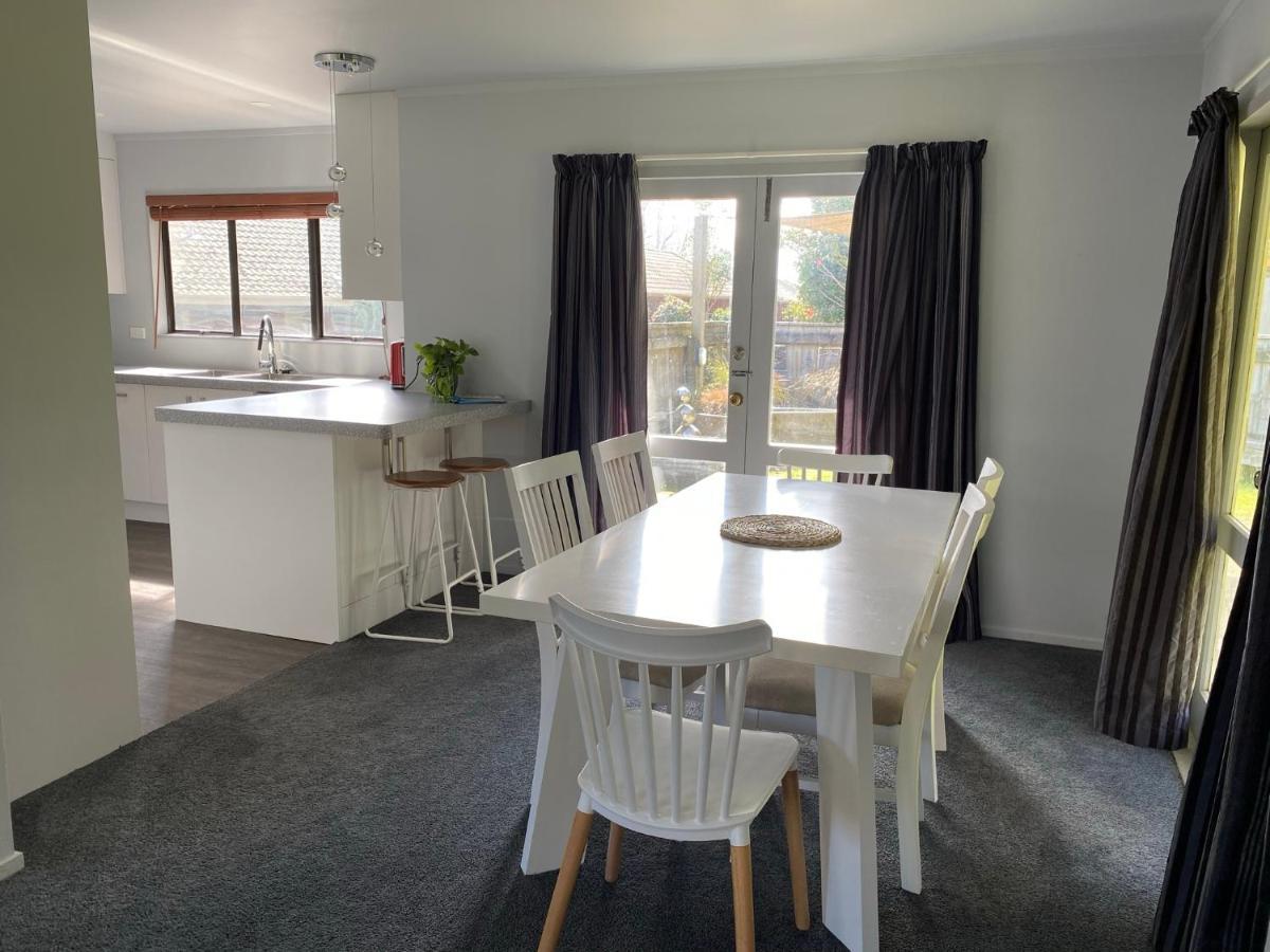 טוראנגי Motuoapa Bay Chalets מראה חיצוני תמונה