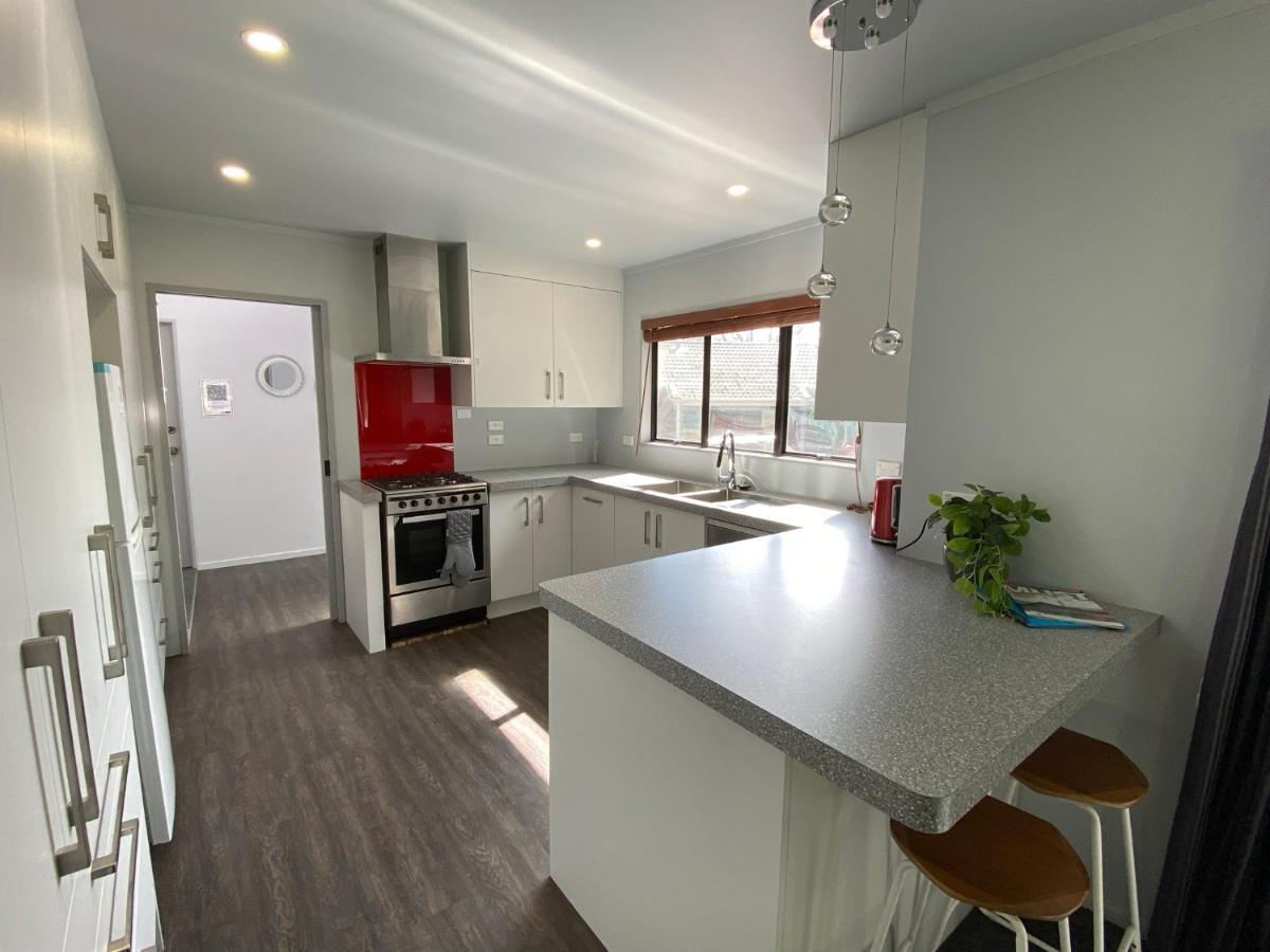 טוראנגי Motuoapa Bay Chalets מראה חיצוני תמונה